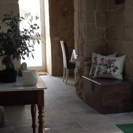 Loggia Mariposa Naxxar