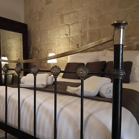 Loggia Mariposa Naxxar