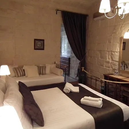 Loggia Mariposa Naxxar