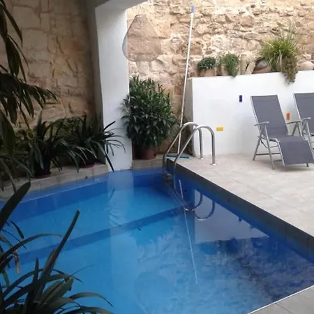 Loggia Mariposa Naxxar