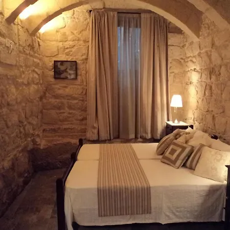 Loggia Mariposa לינה וארוחת בוקר Naxxar